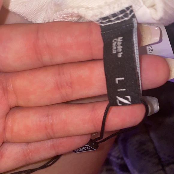 Zaful Ribbed Lettuce Trim Mock Button Crop - Picture 2 of 3